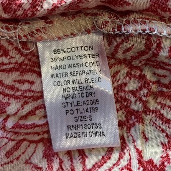 Umgee USA Oversized Boho Red Paisley Top - Picture 5 of 6